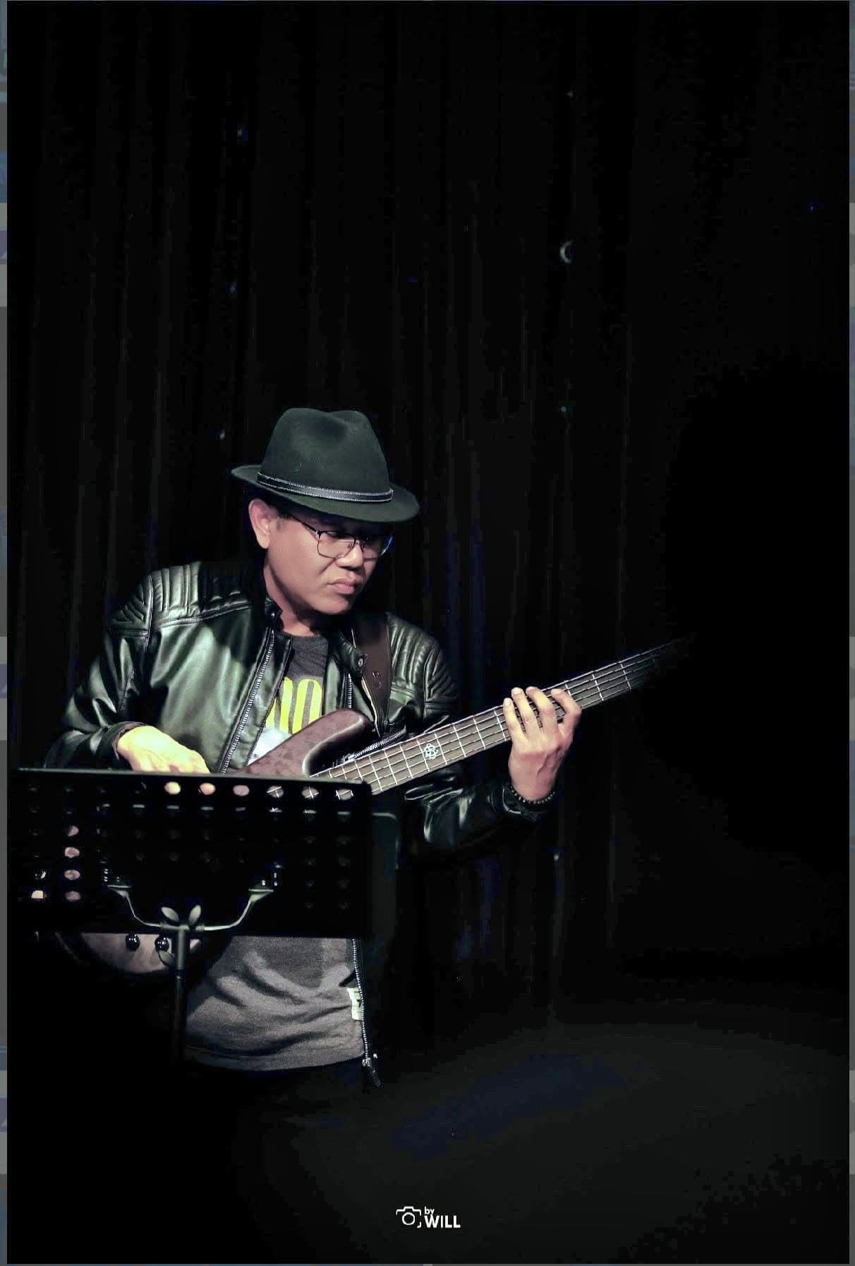James with Just The Way Band 4